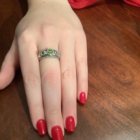 Carolyn Pollack Relios  3-gemstone Peridot Ring, Sterling Silver - Picture 1 of 13